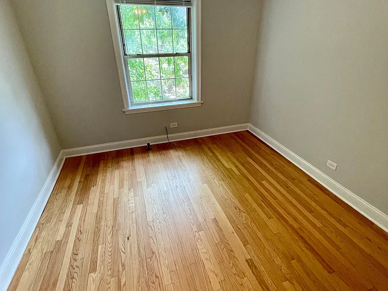 1635 W Fargo Ave #2B — Photo 10