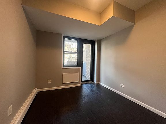 5th image of 3204 Holland Ave #1R