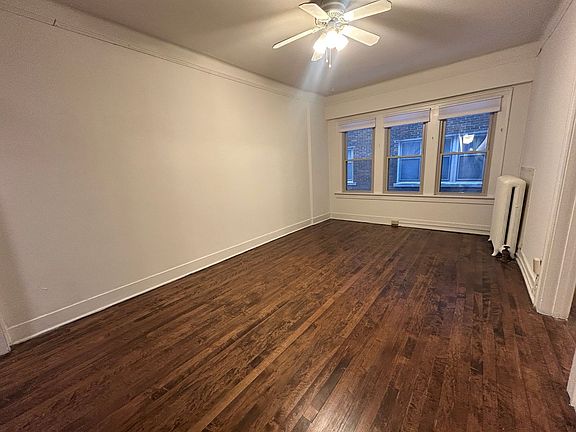 4th image of 913 E Kilbourn Ave APT 24