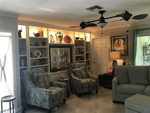 5th image of 340 Carnaby Ct #51