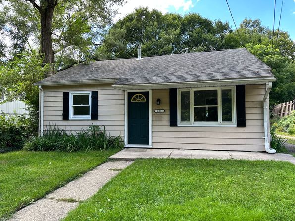 217 Wallace Ave