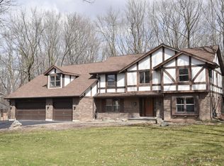 300 S Eastmoor Ave, Brookfield, WI 53005