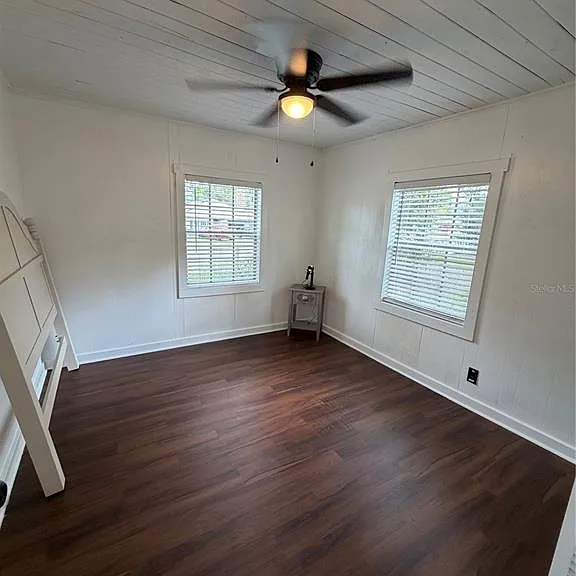 118 E Pine St — Photo 10