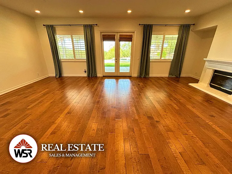 18691 Oak Park Dr — Photo 4