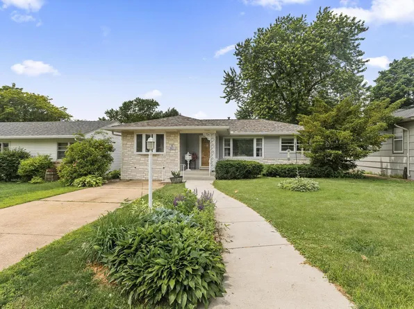 3821 Scott Ave N, Robbinsdale, MN 55422