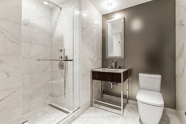 Rented by Compass | media 7
