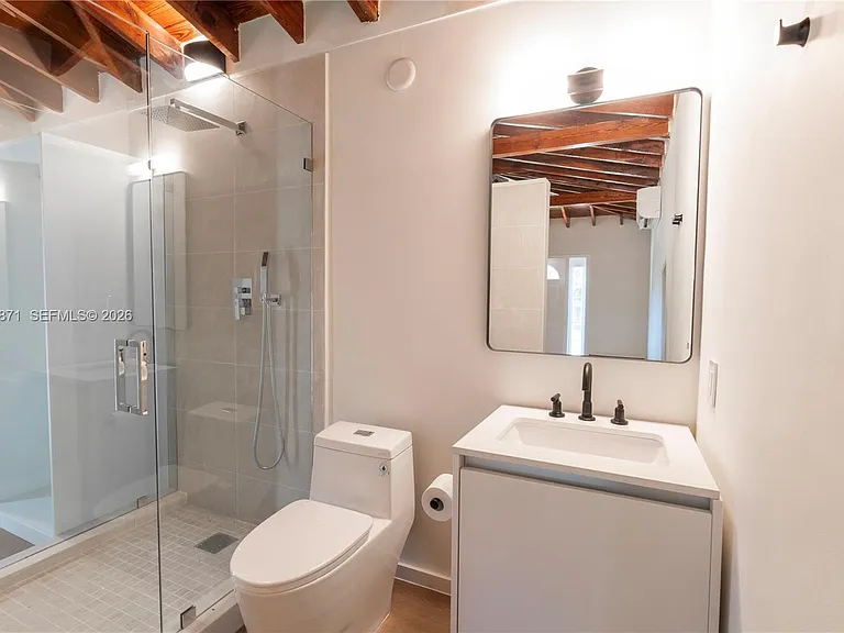 3021 Coconut Grove Dr — Photo 18