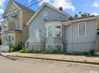 207 Buffinton St, Fall River, MA 02721