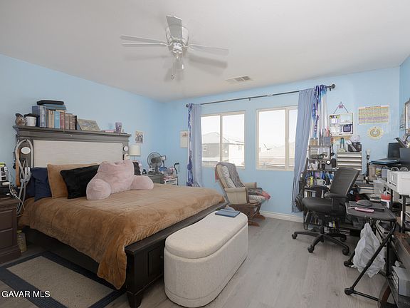 5th image of 3102 Topaz Ln