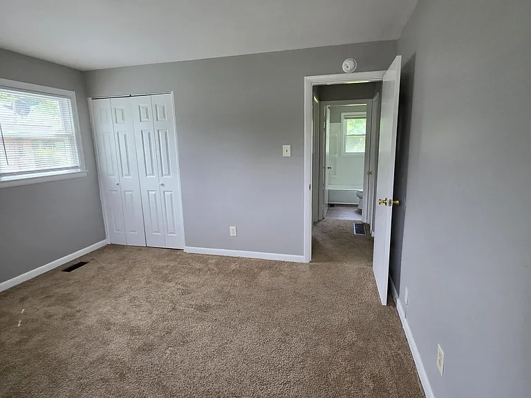 2024 Heather Way — Photo 9