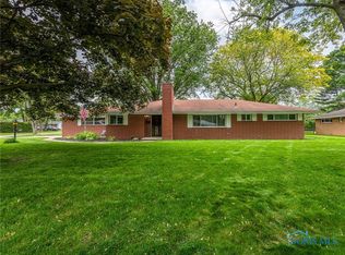2305 E Country Club Pkwy, Toledo, OH