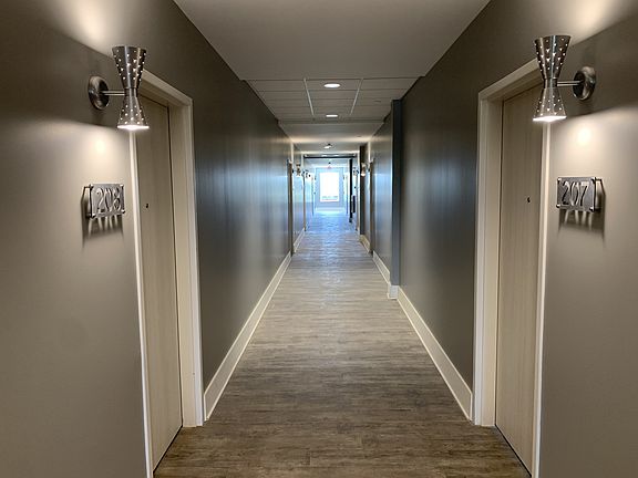 2nd image of 2909 Old Fort Pkwy #202