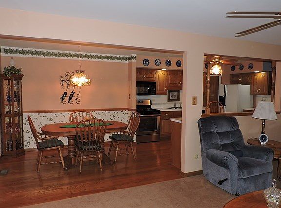 4th image of 18241 Oklahoma Ct #291