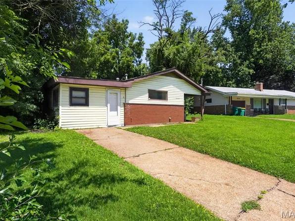 9955 Lanier Dr, Saint Louis, MO 63136