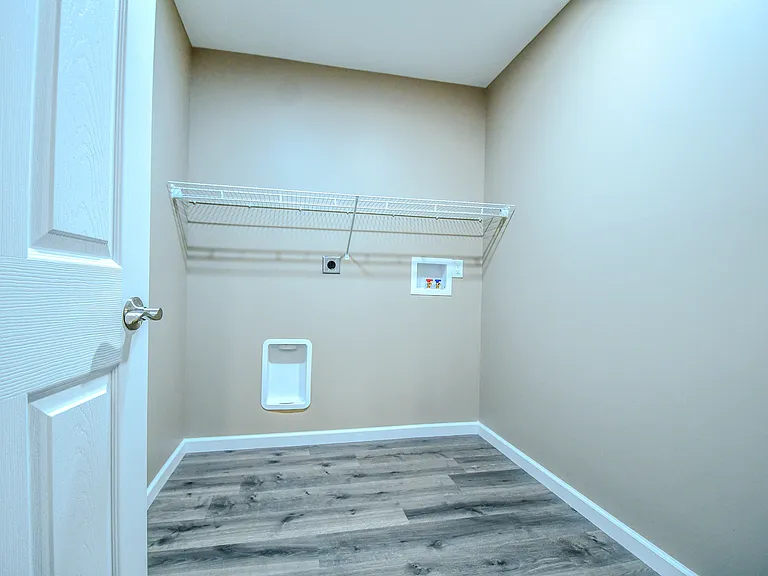 511 Cherry Ln — Photo 24