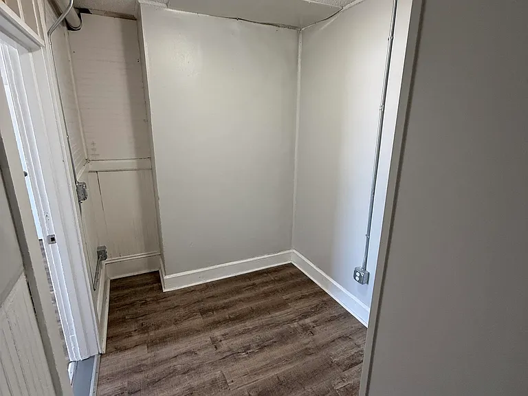 524 Sunapee St #10 — Photo 11