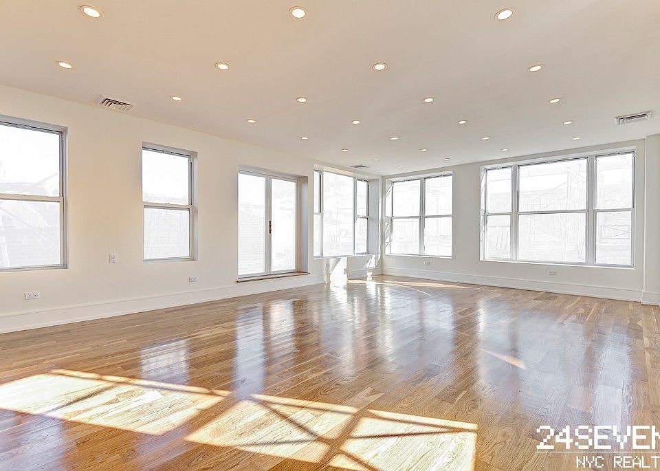 1st image of 124 W 79th St Ph B