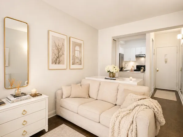 235 West 22nd Street image 1 of 7