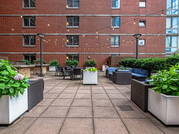 400 West 37th Street image 21 of 69