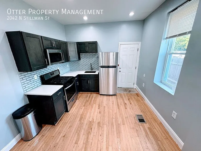 2042 N Stillman St — Photo 11