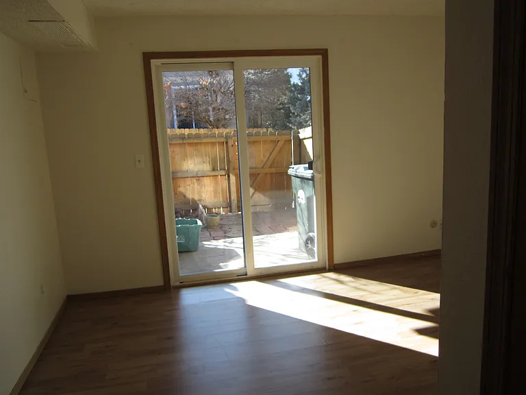 2662 E Nichols Cir — Photo 13