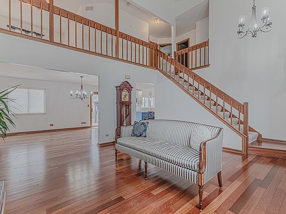 5th image of 458 N Colony Dr