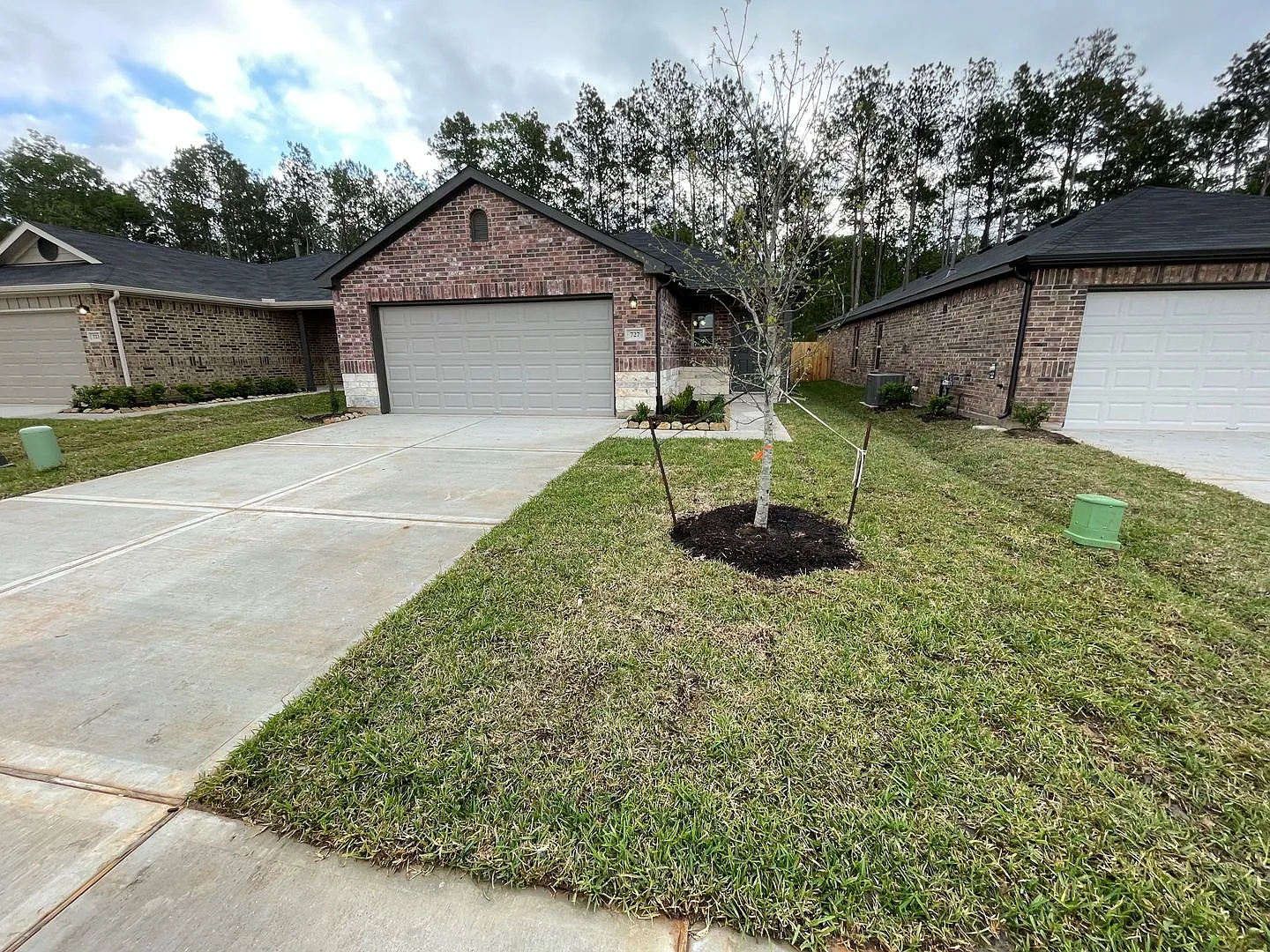 Pre-Leasing Now! | Beautiful 3-Bed, 2-Bath Home with Covered Back Porch in Conroe — Photo 3