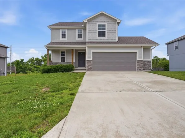 9802 E 219th Cir, Peculiar, MO 64078