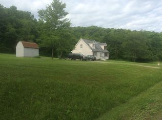 685 Little Creek Rd, Evans City, PA 16033