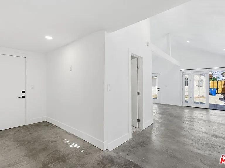 6415 Madden Ave — Photo 31