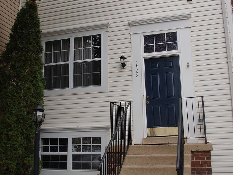 1st image of 12345 Penzance Ln