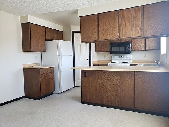 2nd image of 1700 Idaho St APT 1