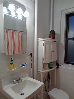 Rented by Metropolitan Equities | media 14