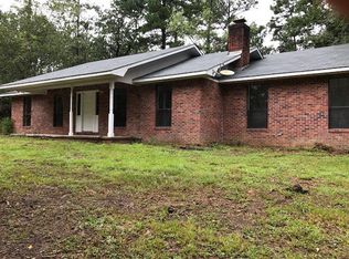 77 Lyon Ranch Rd, Ellisville, MS 39437