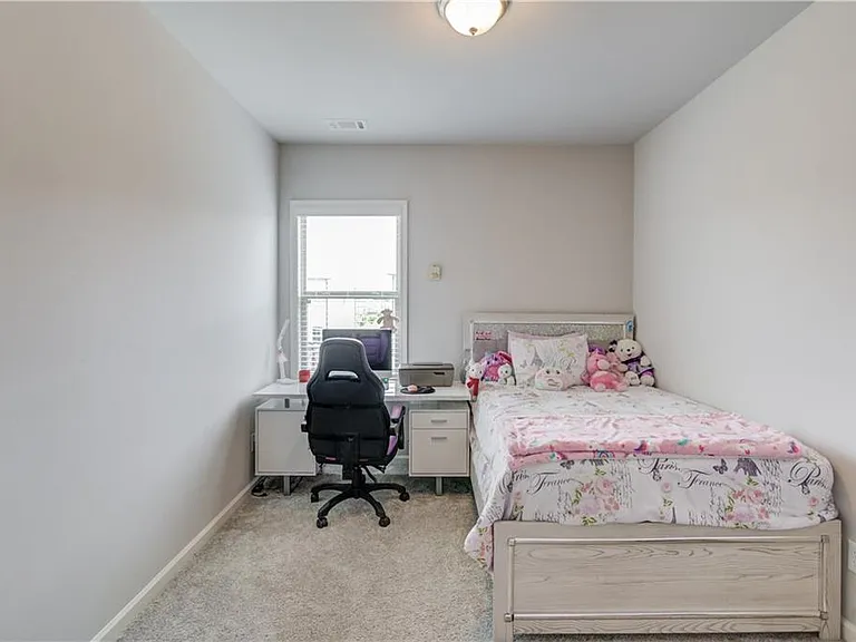 404 Henson Farm Dr — Photo 23