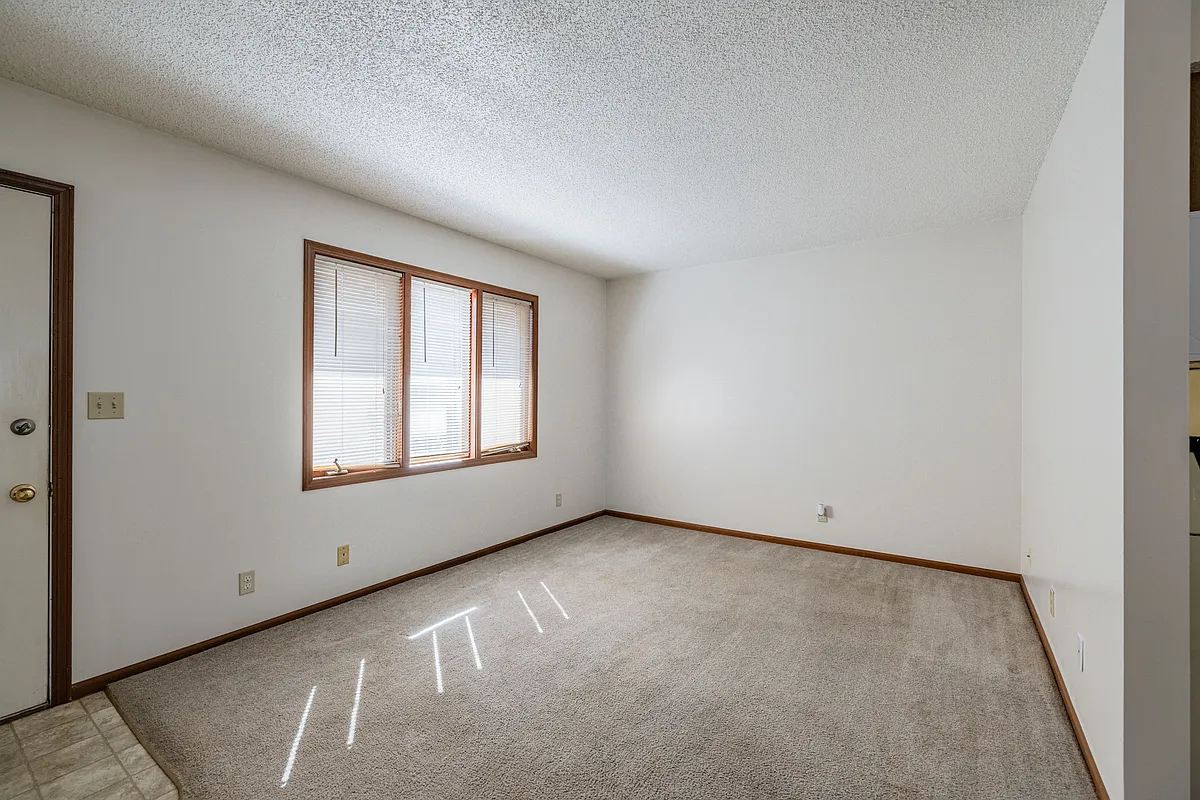 Building Photo - 1621 N 26th St #4