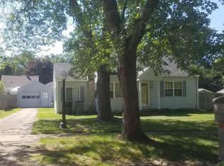54215 28th St, South Bend, IN 46635