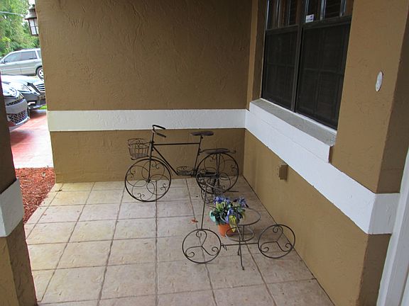 Fron Porch