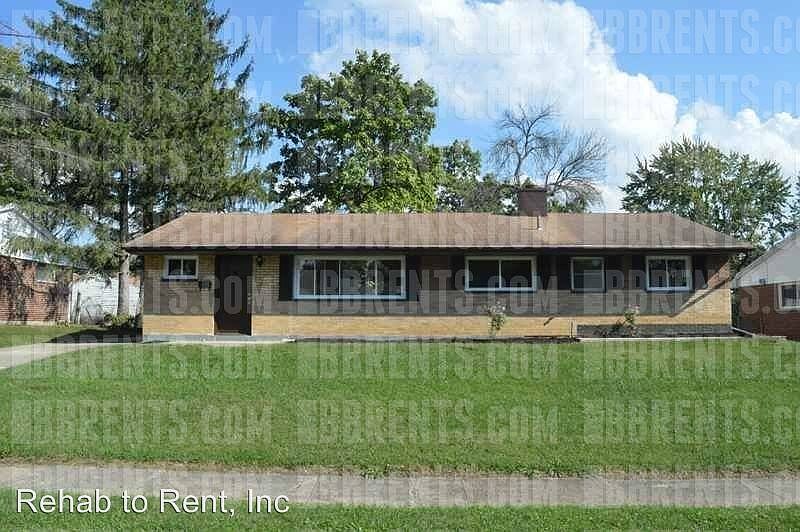 1st image of 2424 Archwood St