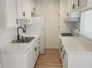 1755 Granville Ave APT 11, Los Angeles, CA 90025