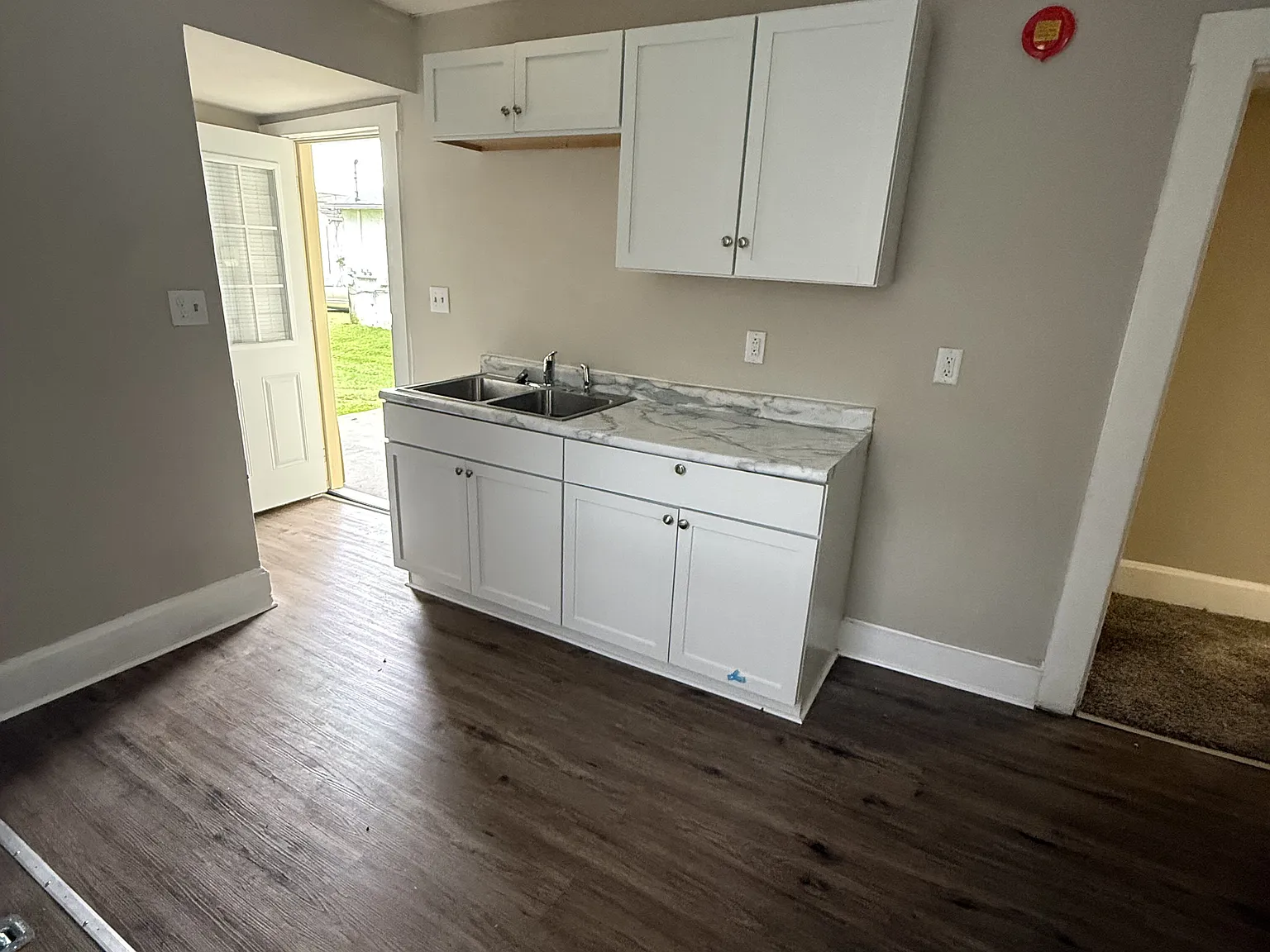 2 bed, $975 — Photo 4