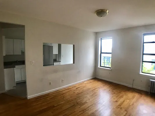 Rented by Bohemia Realty Group | media 23