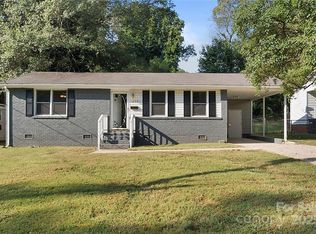 2701 Ravencroft Dr, Charlotte, NC 28208