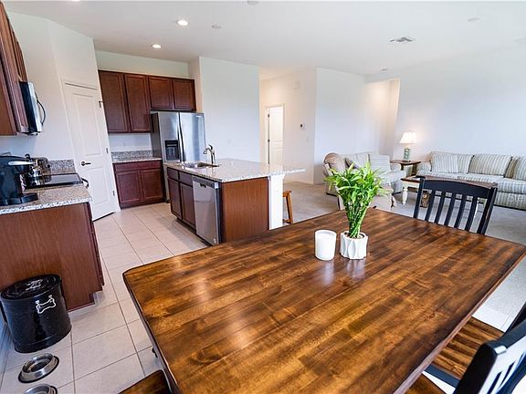 5th image of 7438 Sugar Brook Pl