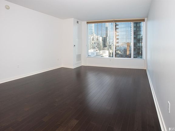 4th image of 338 Spear St #16GL