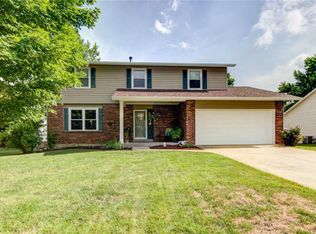 318 Park Charles Blvd N, Saint Peters, MO 63376