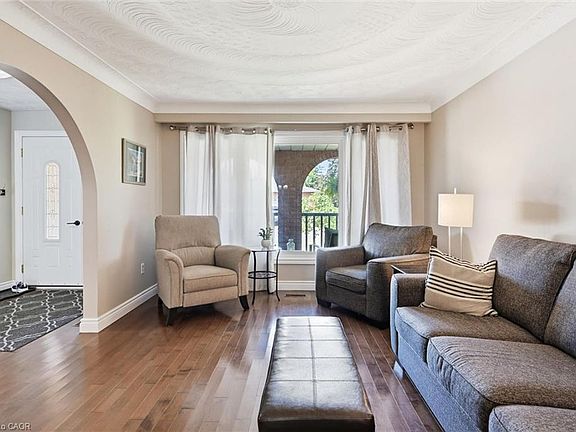 5th image of 309 Hawkridge Ave