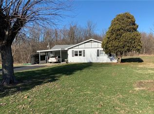 605 Hershey Ln, Hillsboro, IN 47949