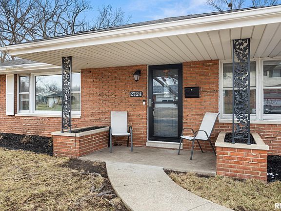 2nd image of 2724 W Parkridge Dr