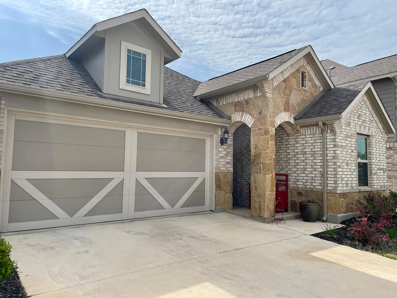 3 bed, 2064 sqft, $2,530 — Photo 4